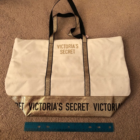 Victoria’s Secret Tote - Picture 12 of 14